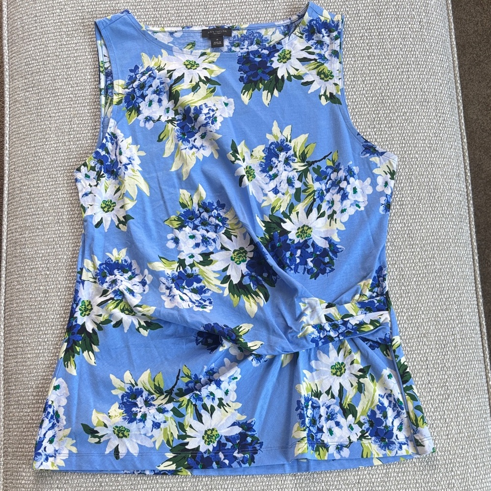 Ann Taylor Factory Light Blue Floral Twist-Detail Tank
Size M